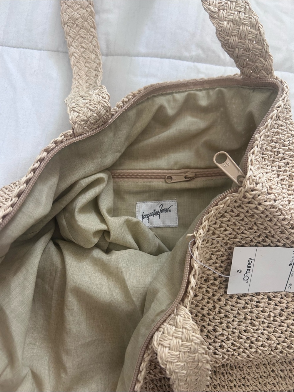 NWT Woven Straw Purse - Picture 3 of 5